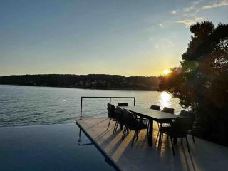 Seafront Villa Serenita - Sumartin - 7
