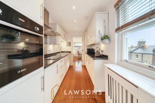 Urban Living by Lawsons with free parking - Windsor - 7