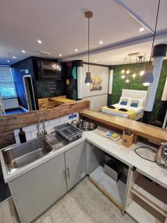 Infinity Fir Vale Road - Bournemouth - 1
