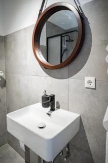 Luxus Designstudio für 4 Personen mit Terrasse - Wiesbaden - 2