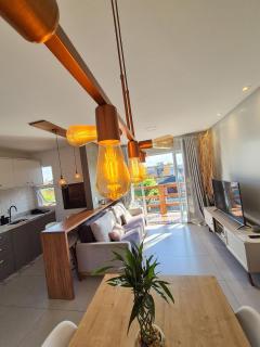 Casa no segundo andar na Praia da Cal com ar e sacada - 6