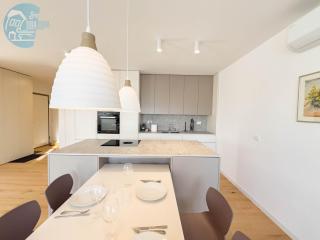 Blue Life 1b Tirabora Short Rent - 2