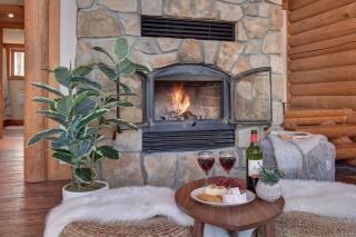 Log cabin with HOT TUB and view - 7