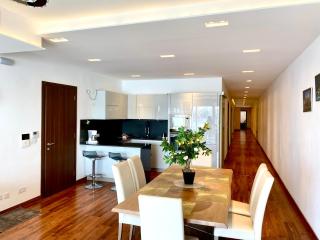 SeaFront Harbour Haven - Steps to Ferry, Shops and Beaches - Sliema - 3