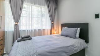 Cosy Corner - 2