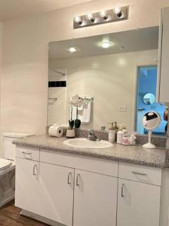 Luxe MDR apartment,Parking, Gym, Pool, jacuzzi,BBQ - Los Angeles - 3