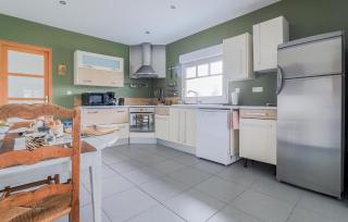 4 Bedroom Awesome Home In Romeries - Romeries - 6