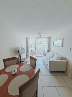 Depto A pasos de la playa-piscina-parking-lavadora-wifi-camas premiun-5pers - 9