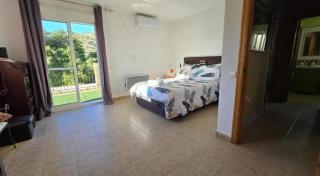 Hermosa Casa con Piscina y Gran Vista a la Montaña - 8