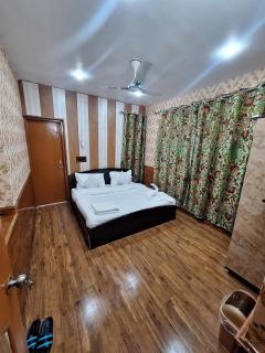 Hotel Naseem - Srinagar - 7
