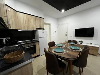 Cactus Apartment - Golem - 0