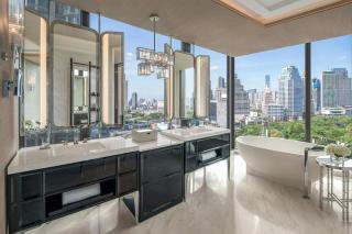 The Ritz-Carlton, Bangkok - 5