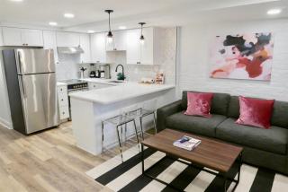 On DCs Doorstep Family Friendly 2 bed Cap Hill Apt - Permit - Washington - 9