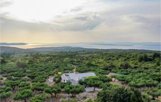 Beautiful Home In Sutivan - 3