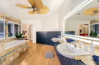 Beachfront Oasis w Htd Pool Cinema Game-Room Tiki - Pompano Beach - 3