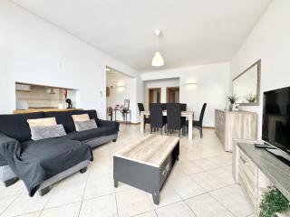 Sea-Front 1' Min! - Apartment with AC & WiFi - Quarteira - 9