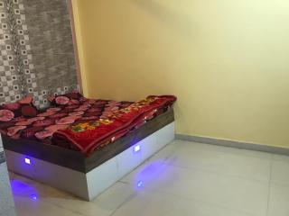 Ganesh Lounge - 0