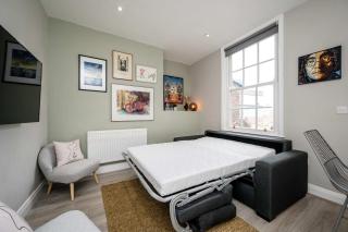 Lennon's Place Sleeping 5 Guests - Liverpool - 5
