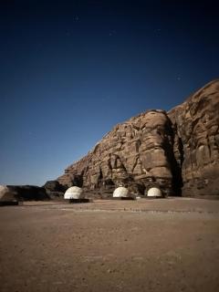 HOlIDAY LUXURY WADI RUM - 2