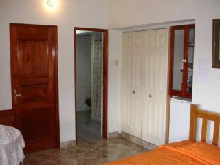 Swiss Chalet en Canta - 4