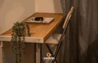 Cunningham by CENTRAL SERVICED APARTMENTS - 2 Bedrooms - Modern - Unique Touches - Free Street Parking - Fully Equipped - 10 Minute Walk to City Centre - Short & Long Term Stays Available - 1