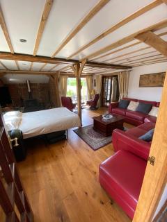 The Olde Dairy renovated barn - Buckinghamshire - 2