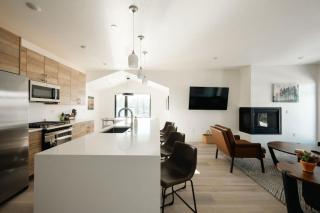 Chic Silverthorne Condo with Rocky MTN Vista Views - 2