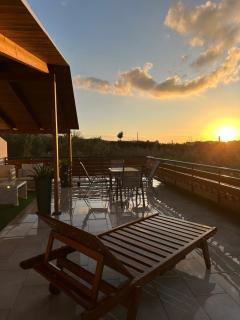 Boomers Attic Athens - 4