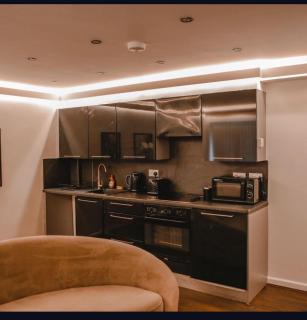 The Opulence - Higham Ferrers - 1
