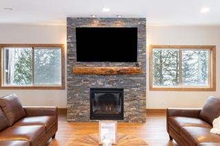 Spacious Mountain Chalet - Park City, Near 7 Ski Resorts, Game Room, 4 Balconies - Park City - 0