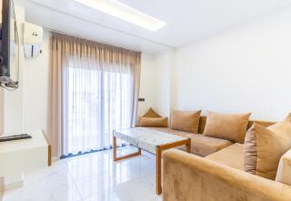 Hot appar Luxury SuiteMar - 5