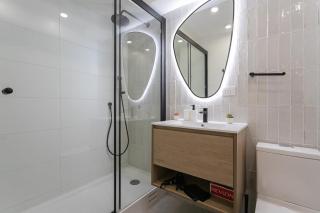 Unwind and Refresh in a Spacious 2-Bedroom for 4 - Santiago - 4