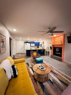Daylight Cove Lakefront Condo, Pool, Hot Tub! - Lake Ozark - 9
