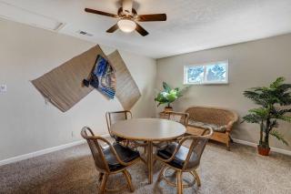 Crestpoint Court Family Multi-Level Near UCCS & BBQ - 7