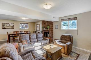 Crestpoint Court Family Multi-Level Near UCCS & BBQ - 0