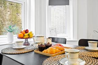Family retreat Stylish Central Bournemouth, Sleeps 6, 7 Minute Walk to Beach - Bournemouth - 7