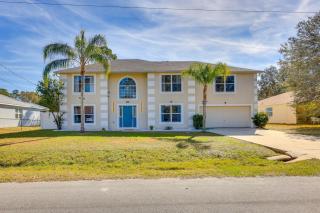 10 Mi to Flagler Beach Pet-Friendly Home with Pool - Palm Coast - 0