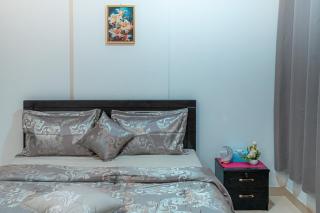 Room with Balcony - Abu Dhabi - 1