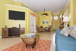 Caribbean Breeze: Pool Home 3 Miles to Disney - 2