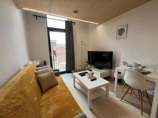 Modern 1-bed Duplex+Balcony - Manchester - 0