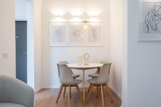 Chic Apartament în Piață Universității - 5