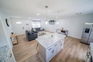 Southern Serenity Cottage - - 6