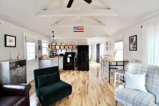 Charming Cape-Cod Cottage with Fire Pit - 3