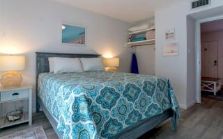 Island Villa 10 by ALBVR - Super cute condo! Just steps to the Waterway District and minutes to the beach! - Gulf Shores - 1
