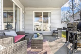 Blue Grass Bungalow - 2
