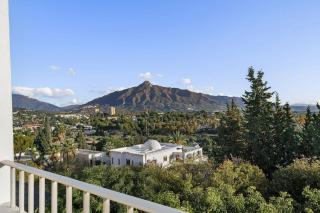Elegant 3 bedroom apartment with sea and mountain views - Marbella - 4