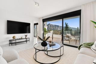Elegant 3 bedroom apartment with sea and mountain views - Marbella - 2