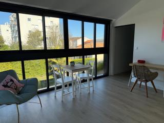Poolside Retreat in Le Bouscat - Le Bouscat - 8