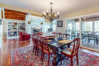 Lakefront Haven - Sapphire - 3