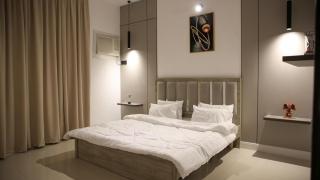 شقه غرفتين وصالة بتصميم حديث وراقي - 2